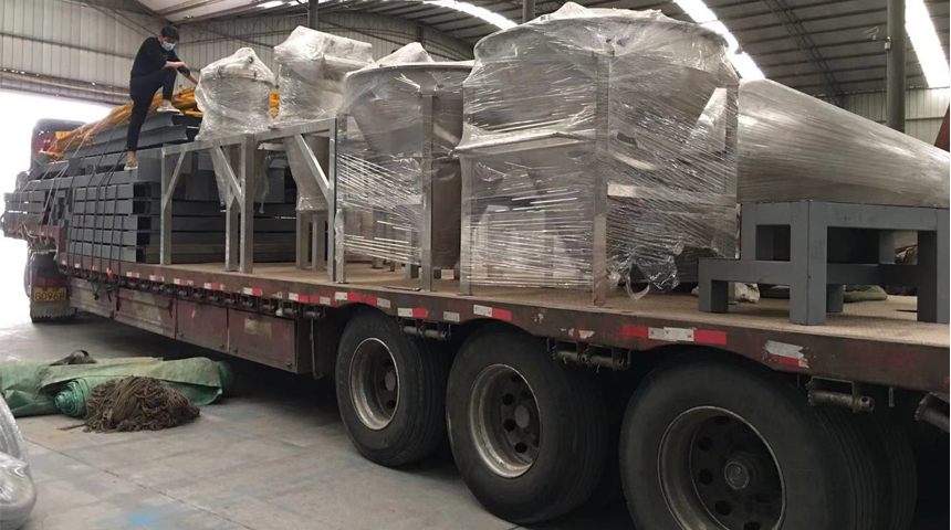 投料、配料、混合、篩分生產(chǎn)線發(fā)貨現(xiàn)場